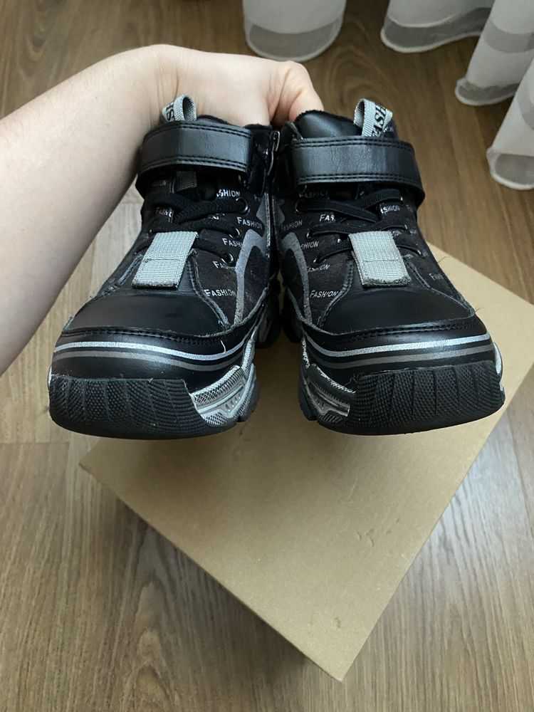 Чобітки черевики демісезонні на хлопчика р.33 (20.5 см)