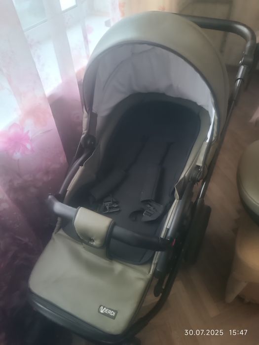 Обміняю прогулянкову коляску від 6 місяців