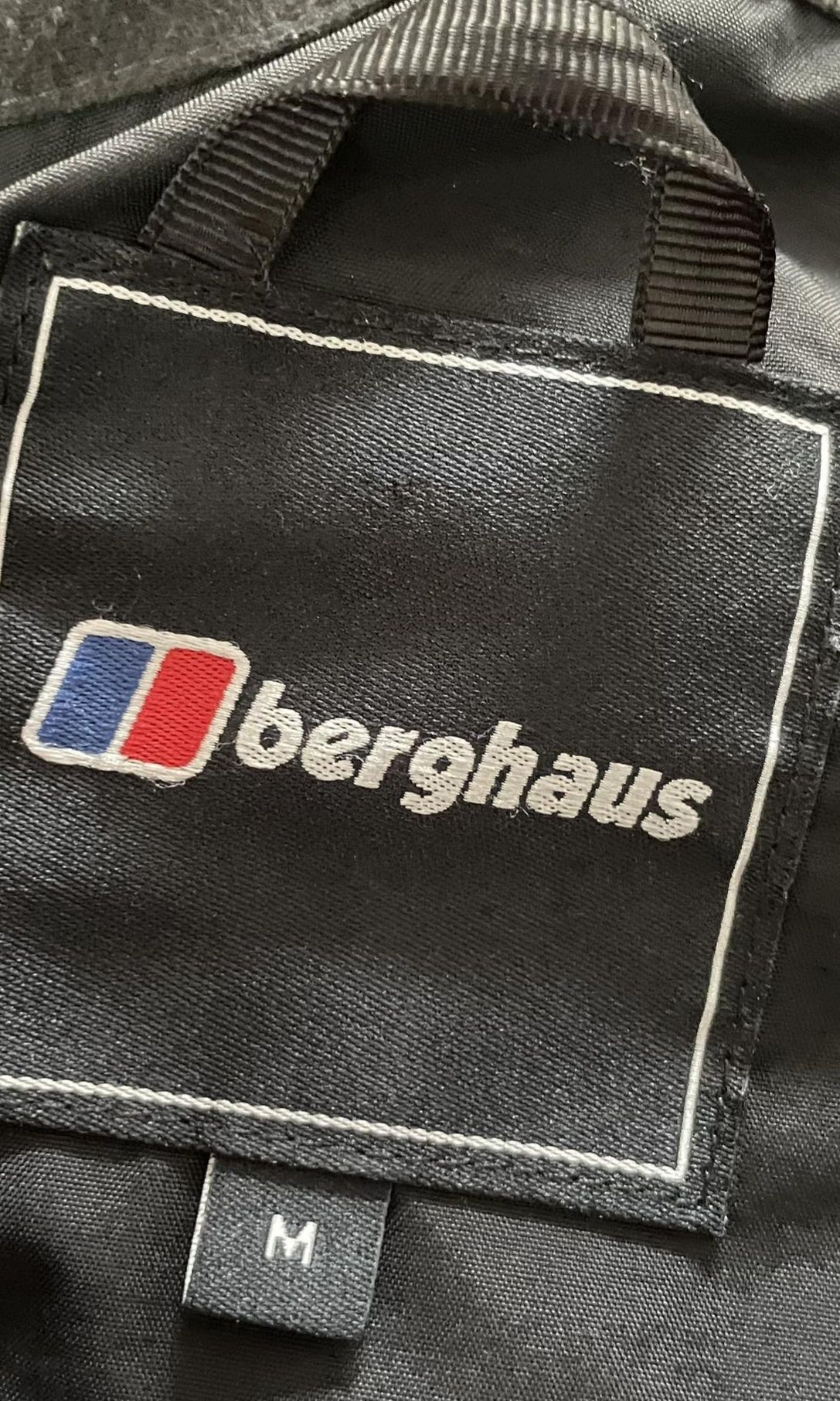 Berghaus AQ2 kurtka trekkingowa męska M/L
Rozmiar:M