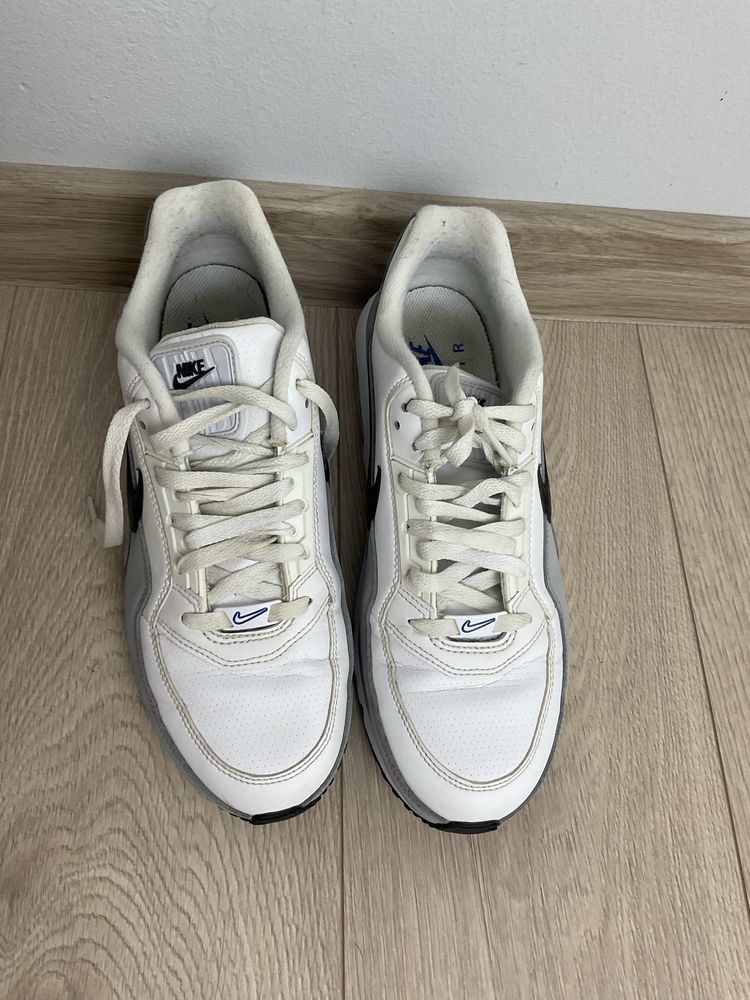 Nike Air Max sneakersy Ltd 3 DD7118 białe 44 męskie adidasy 44,5