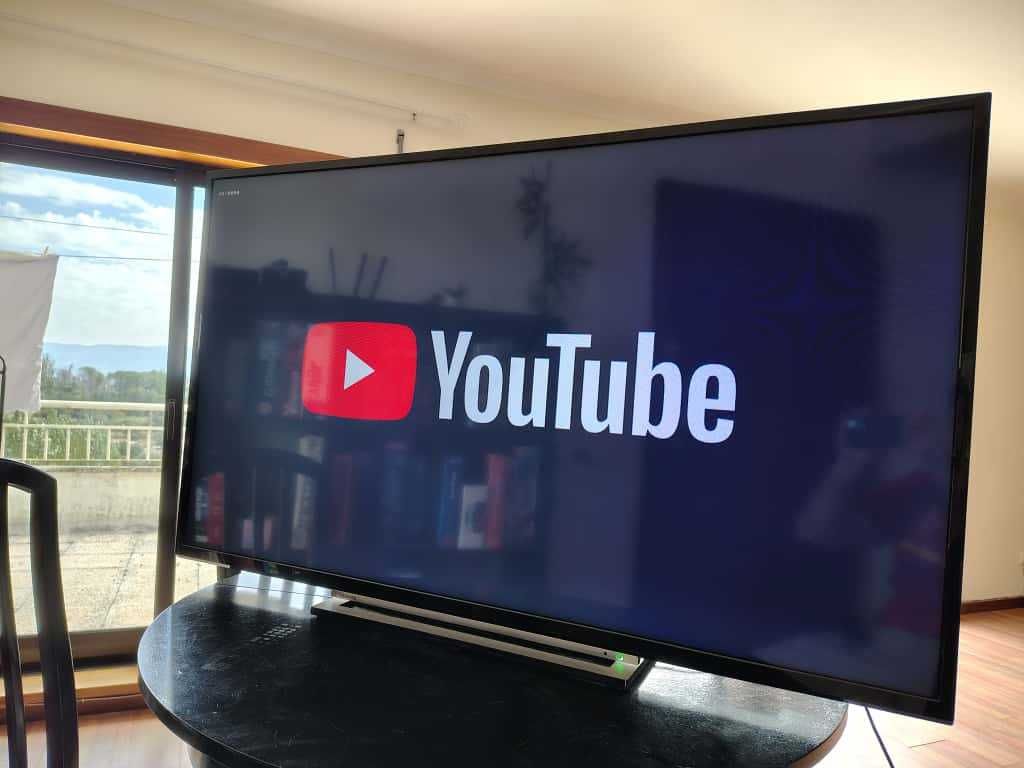 Televisão 55" Smart Full HD Toshiba 140cm