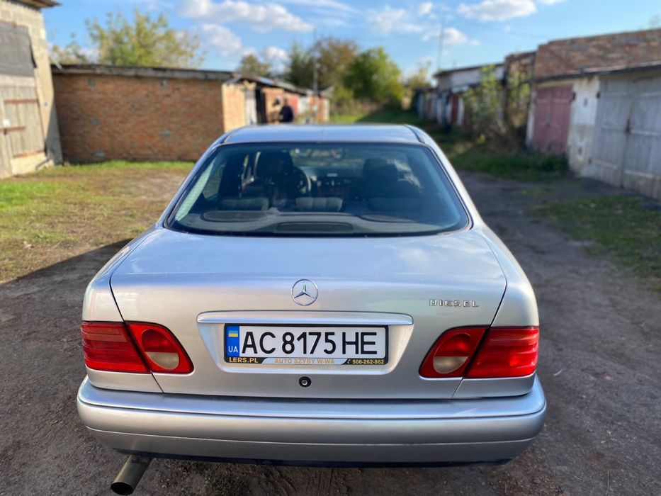 Мерседес е 300 d, мотор 3.0 дизель,коробка автомат