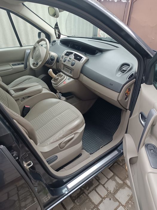 Рено Гранд Сценик 2 1.6 бензин