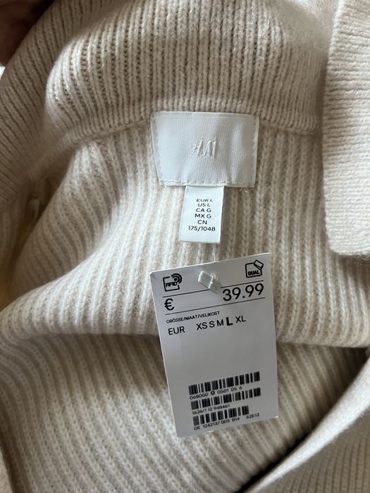 Джемпер чорно-білий у смужку H&M. Світер