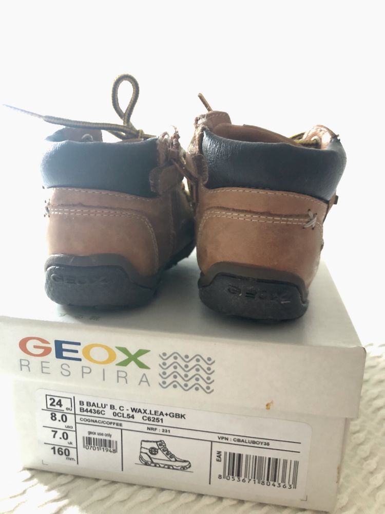 Botas Geox bebé tamanho 24