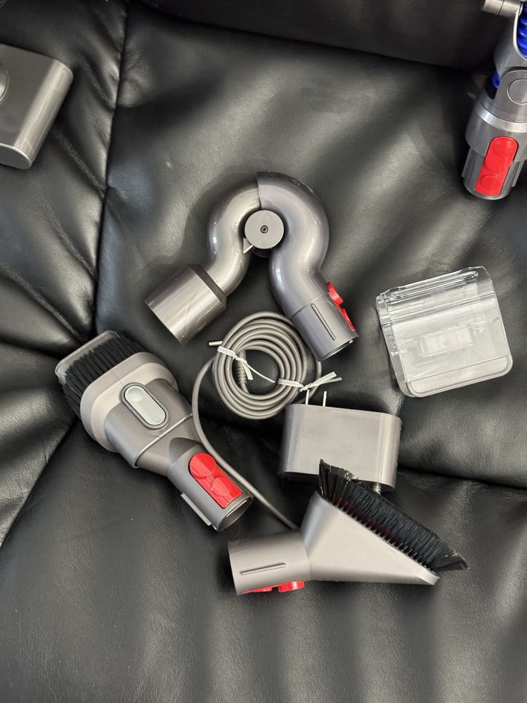 Пилосос Dyson V15 Detect Total Clean Extra. USA