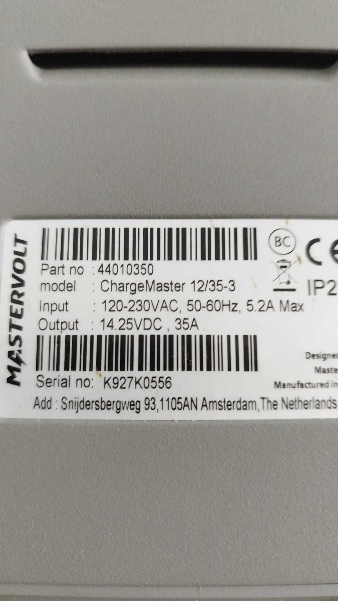 Carregador Mastervolt