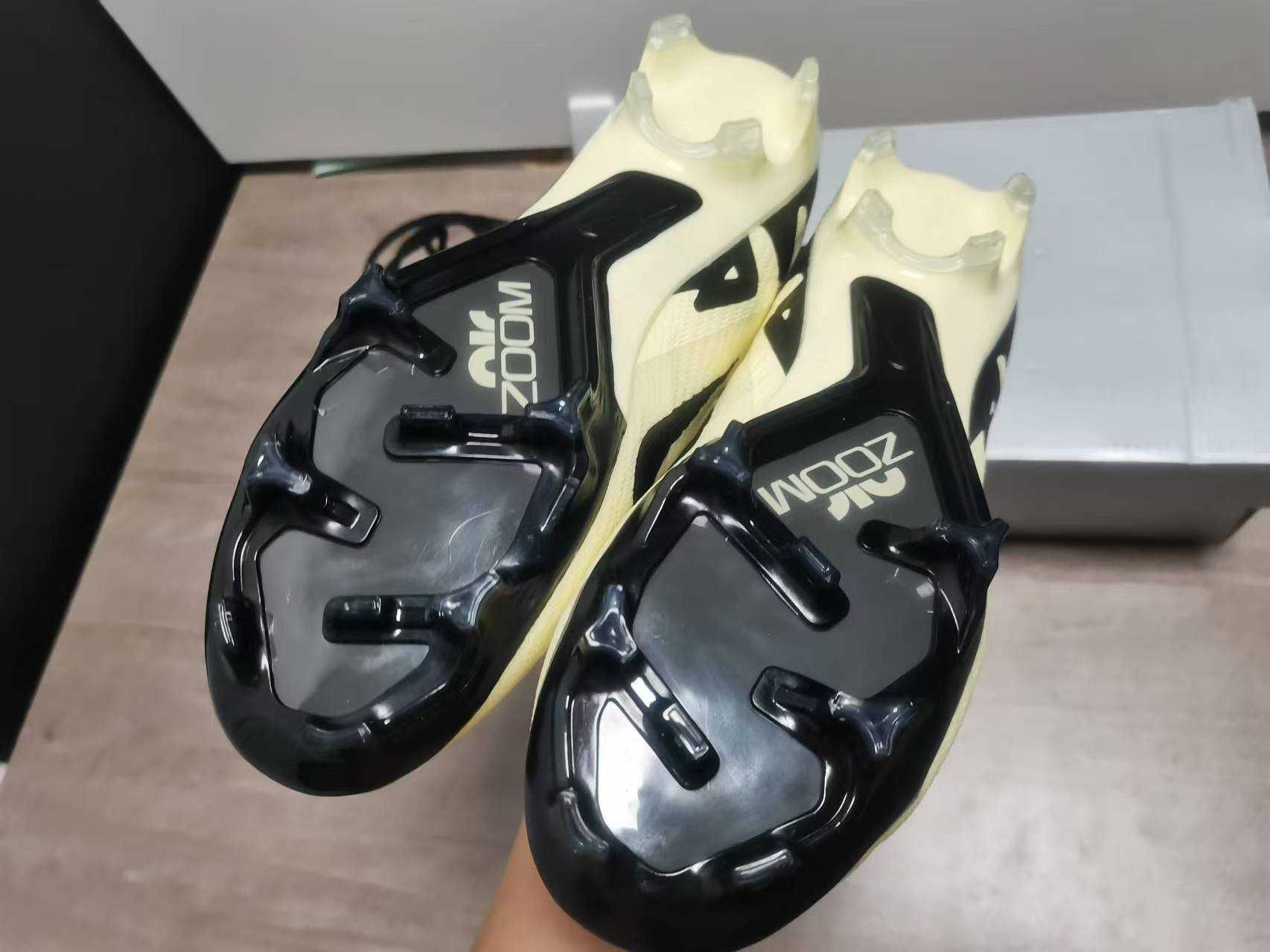 korki Nike Mercurial Vapor 15 Elite FG buty piłkarskie Rozmiar 44