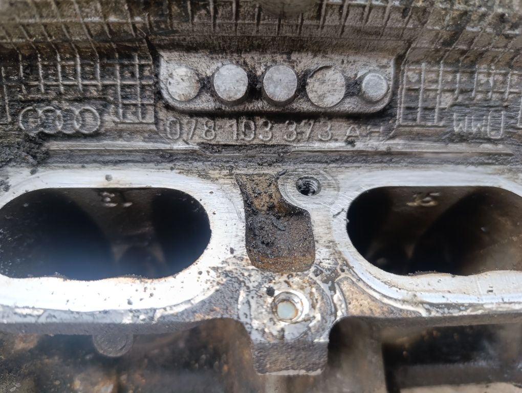 Гбц головка 2.4 V6 Audi A6 C5 A6c5 Ауді а6с5