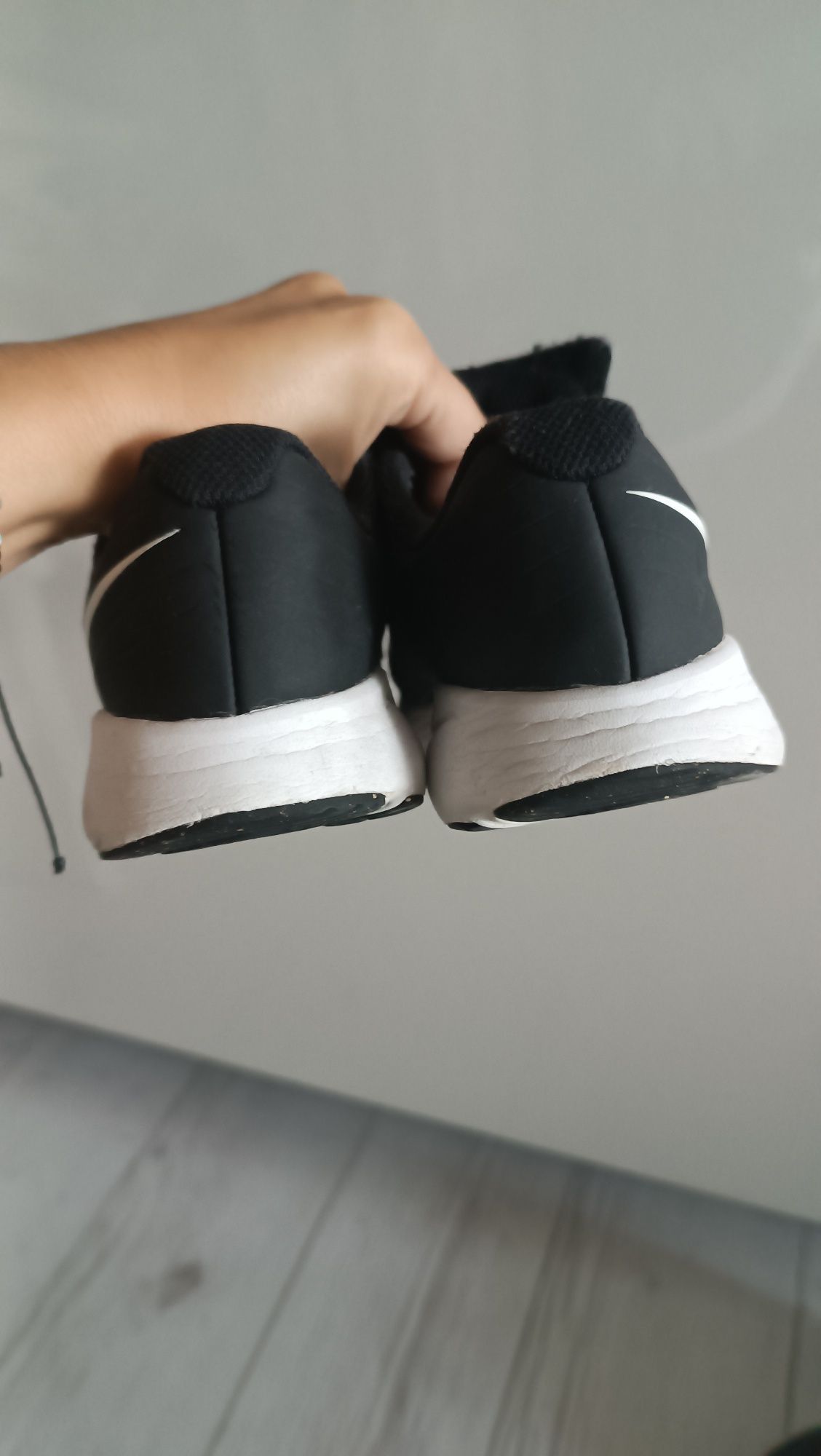 2 x buty chłopięce Nike 32