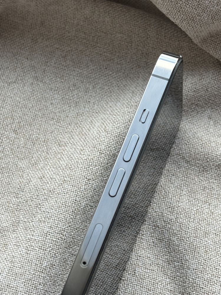 Iphone 13 pro neverlock в оригіналі