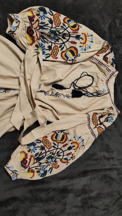 Вишиті плаття, вишиванка