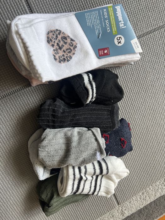 9 par skarpetek nowe i używane