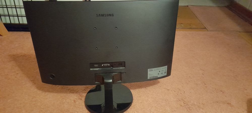 Monitor Samsung C24F390FHU