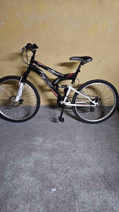 Vendo bicicleta em bom estado.
