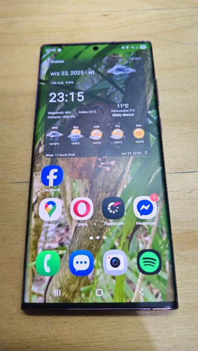 Samsung S22 Ultra, burgundowy, cały zestaw, bardzo dobry stan + etui