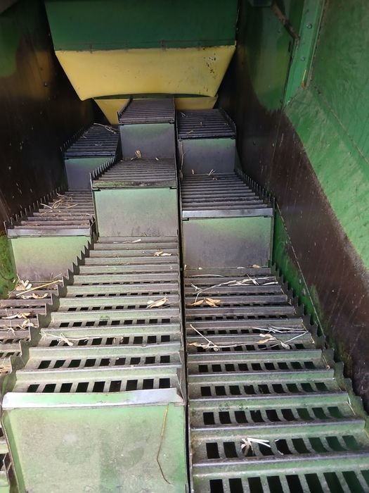 Комбайн джон-дір