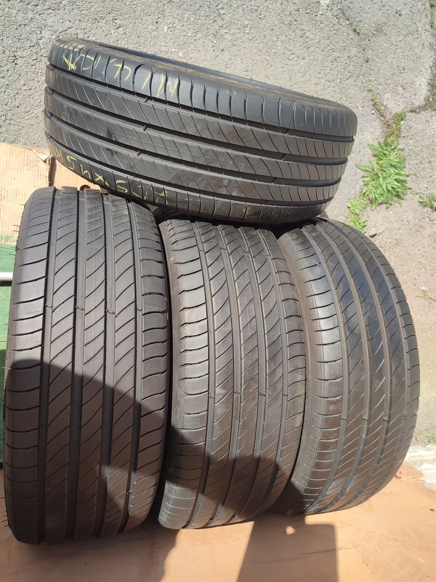 Комплект літніх легкових автошин MICHELIN.R17,205/45.