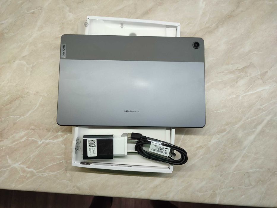 Планшет Lenovo XiaoXin Pad 2022 WiFi 4/64Gb