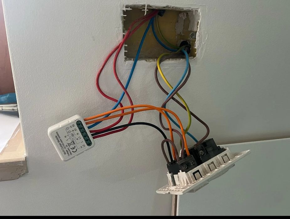 Automação/Reparação persianas elétricas (persianas Wi-Fi)