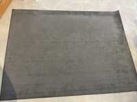 Carpete/tapete cinzento pelo curto
