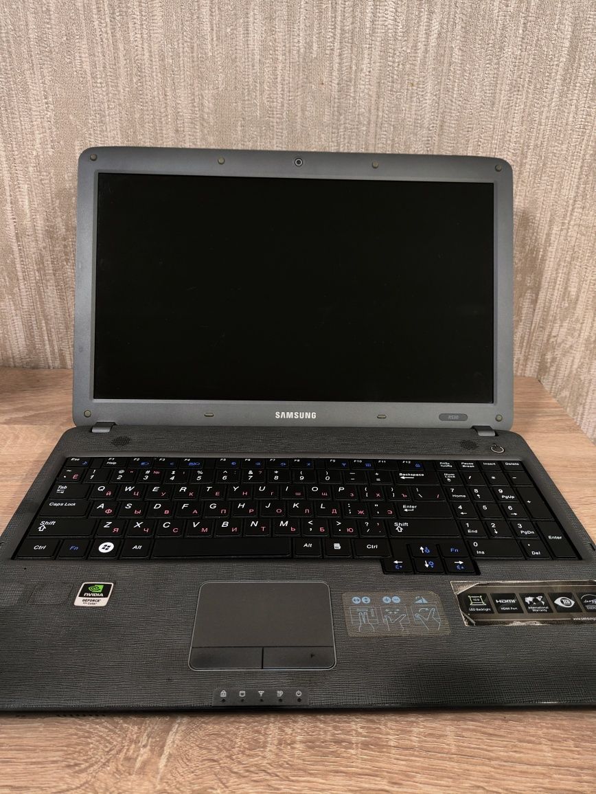 Ноутбуки Samsung r530