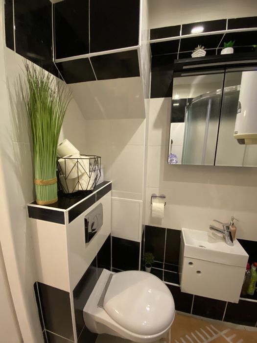 NOCLEGI - KAWALERKA  200 m od starówki  - PROMOCJA