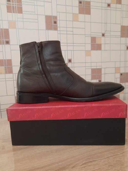 Демісезонні чоловічі напівчоботи