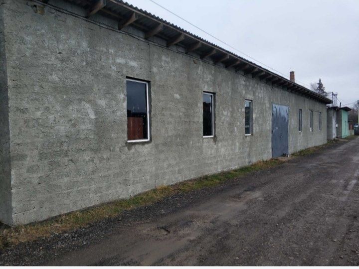 Продається комплекс складських приміщень
