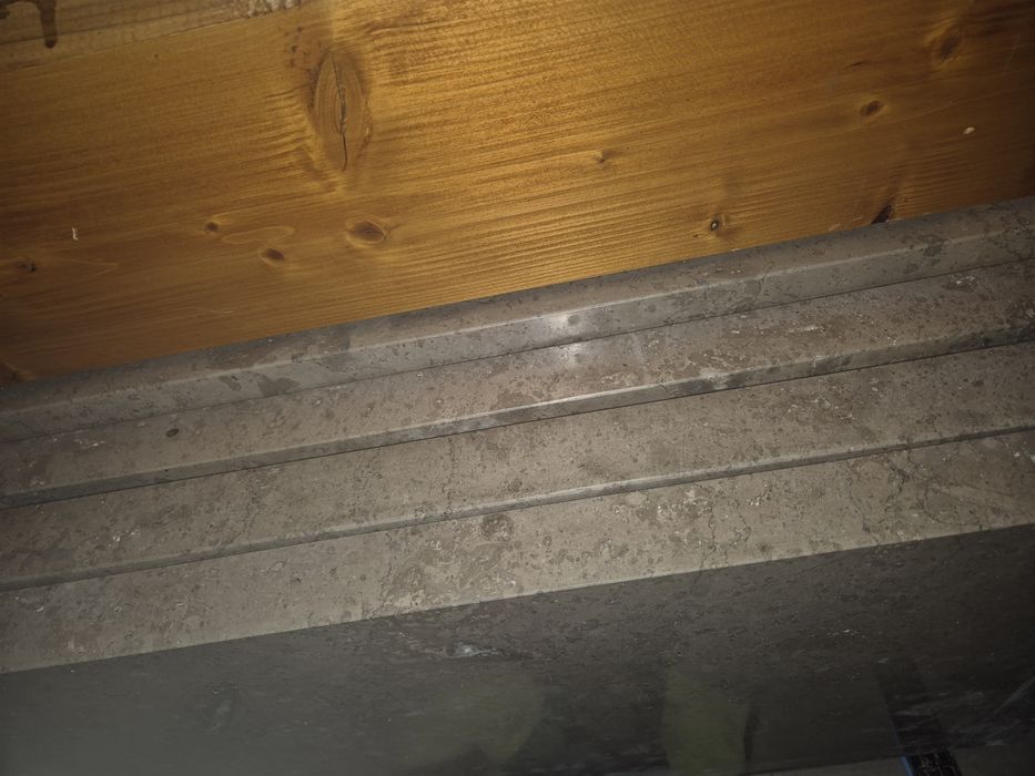 parapety kamienne 130x35 x2 i 190x35