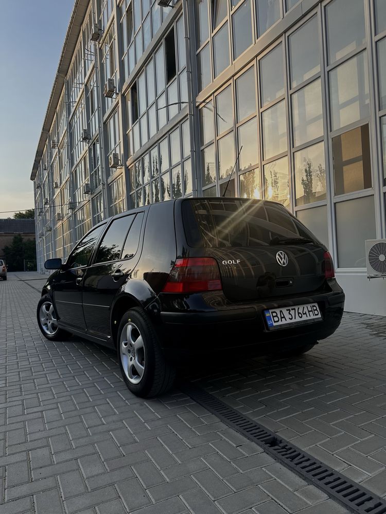 Volkswagen golf 4 2002 рік. Ідеал ! Торг !