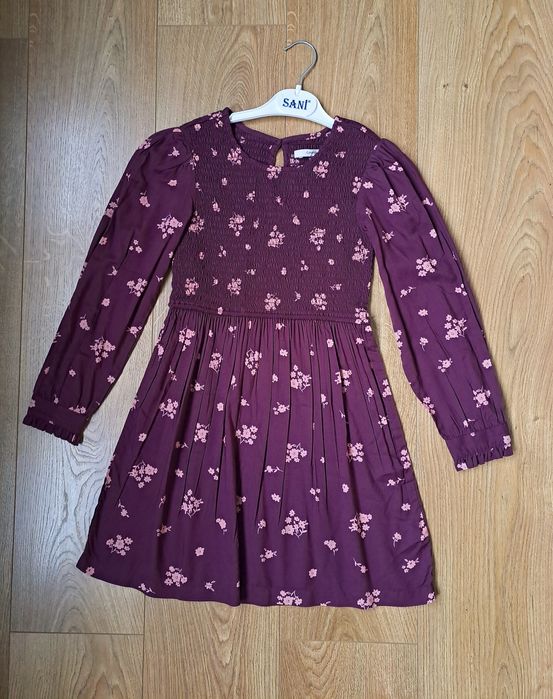 Нарядное платье для девочки с длинным рукавом