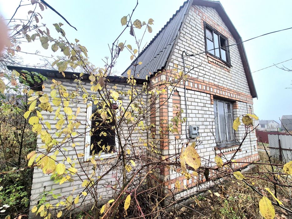 Дачний будинок біля озера с.Пряжів кооп. Трудівник всі документи!