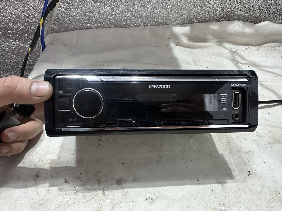 Магнитола Kenwood kmm125