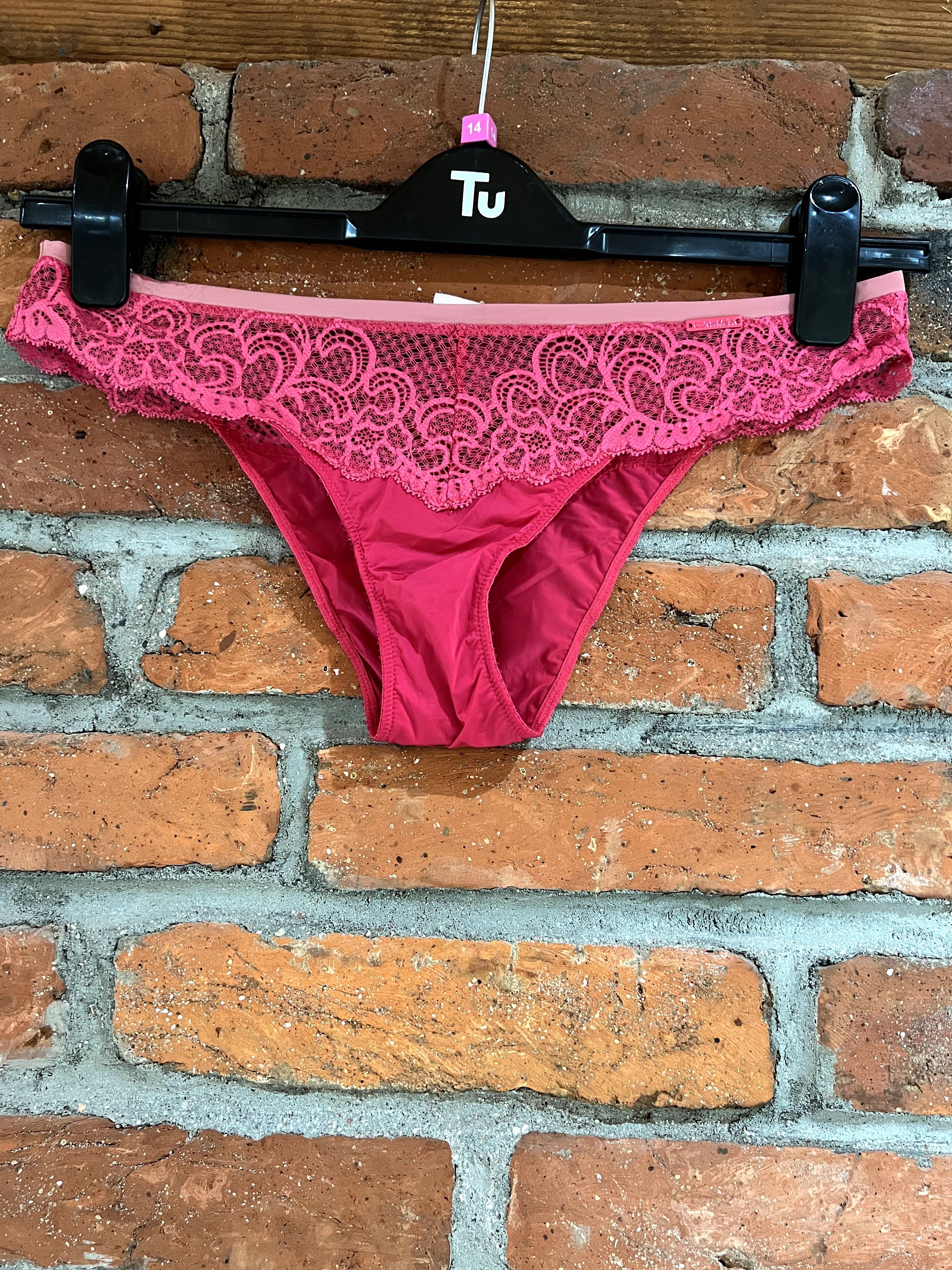 Majtki damskie różowe Calvin Klein M
