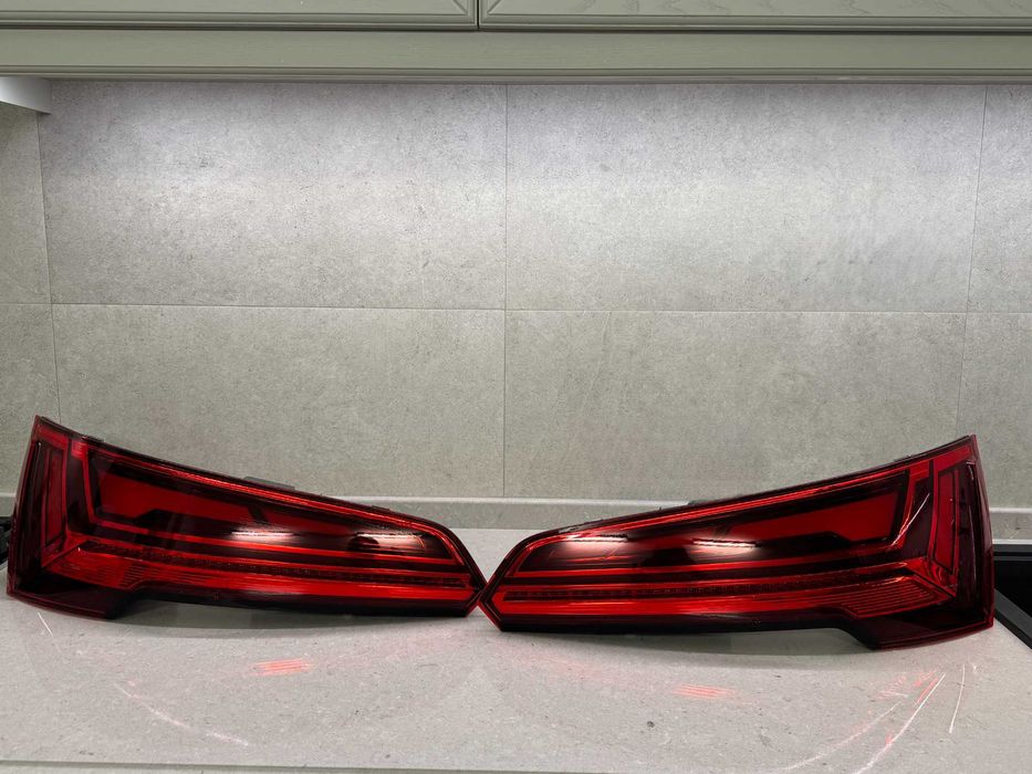 Задні фонарі б/у на Ауді Q5 80A рестайлінг Америка 2022р.