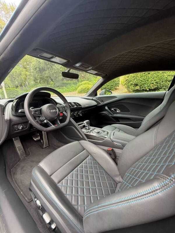 2023 Audi R8 5.2 quattro V10 performance
