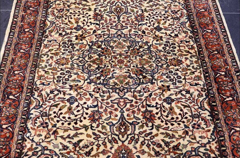 Tapete Persa SAROUGH, de Lã s/ Algodão com 177x128 cm (muito bonito)