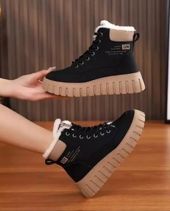 Стильные зимние ботинки.