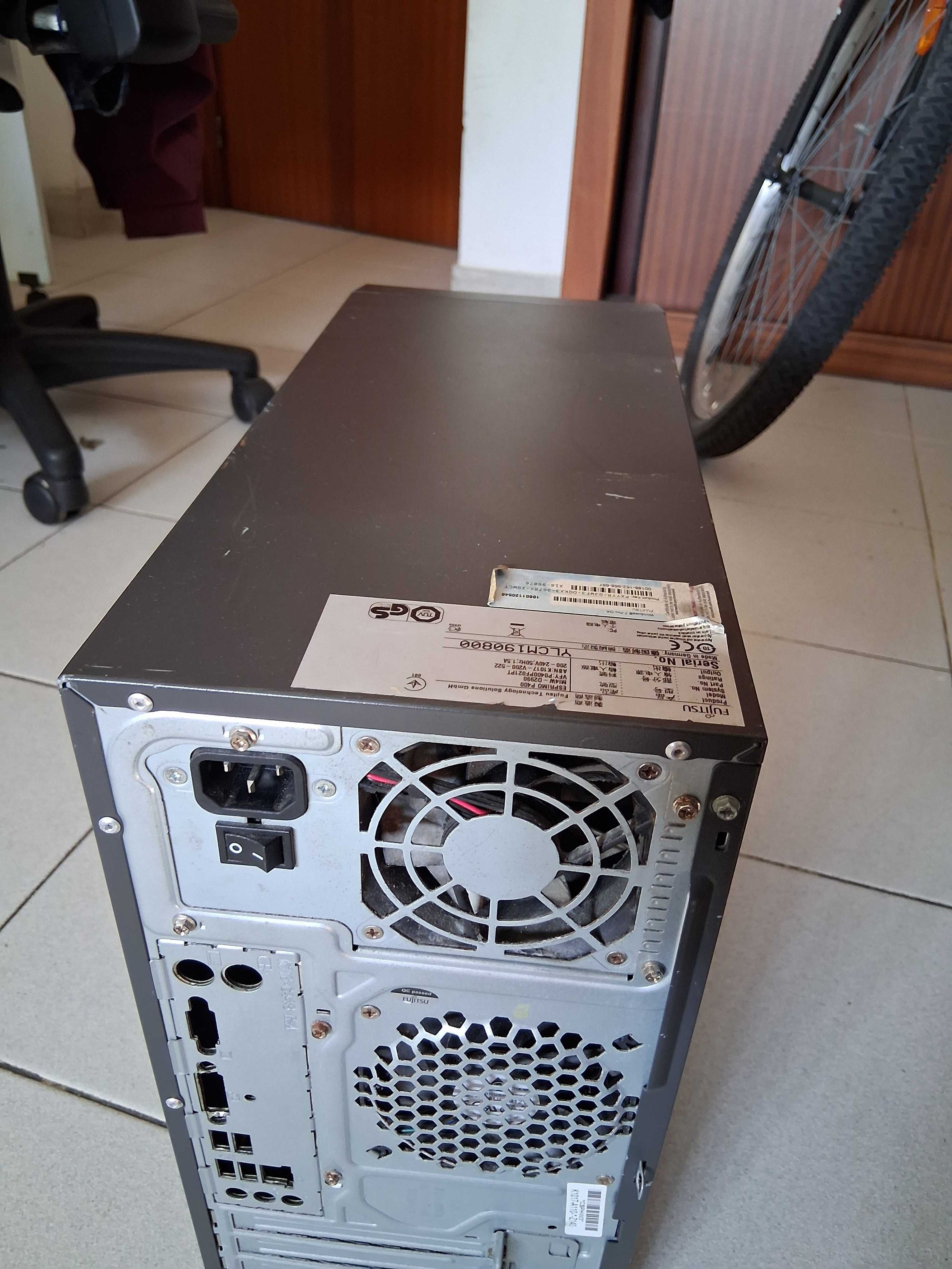 Caixa atx com fonte fugitsu ja sem espelho