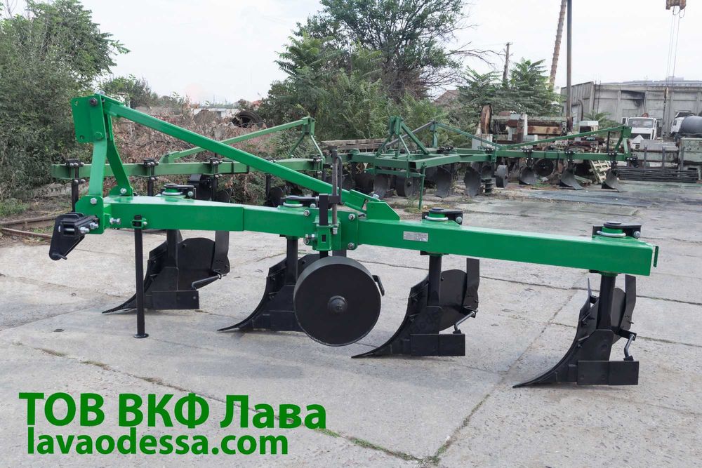 Плуг ПБЛ 4-40 А на високих круглих стійках(МТЗ 1221, 120-130 к.с.).