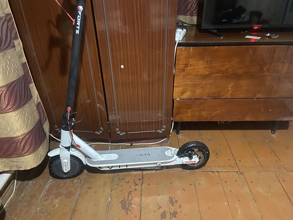 Продам електро самокат форте