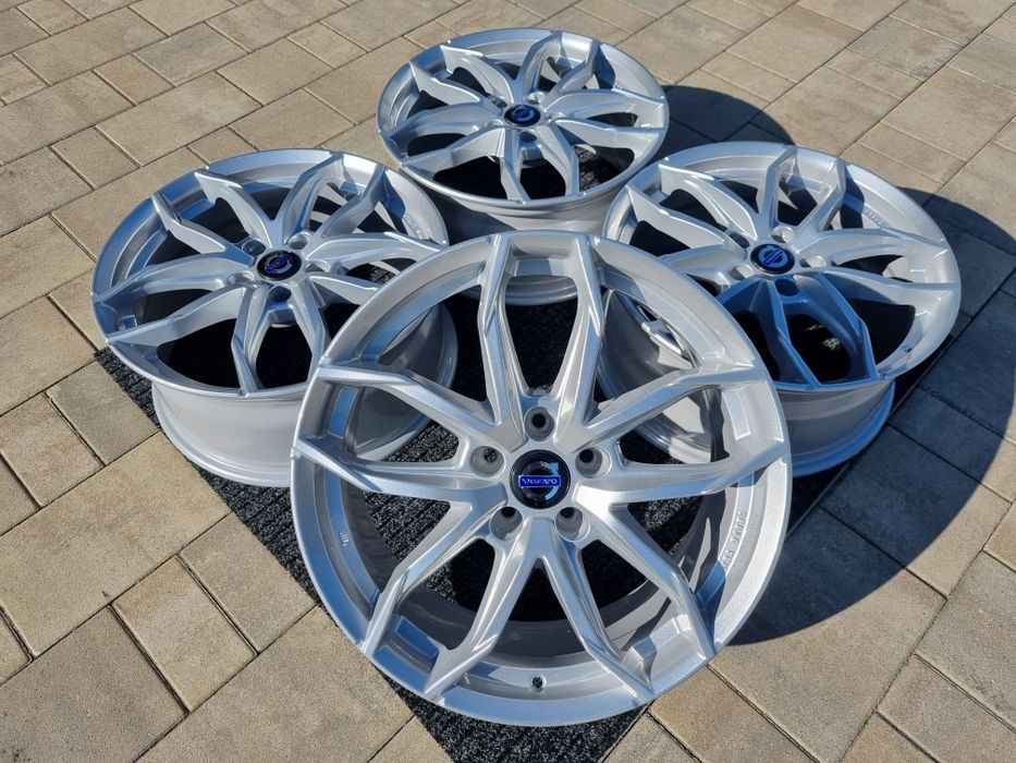 Volvo 18" Felgi alu nowe 5x108 EX30 XC60 S60 V40 V50 S80 C30 V70 XC90