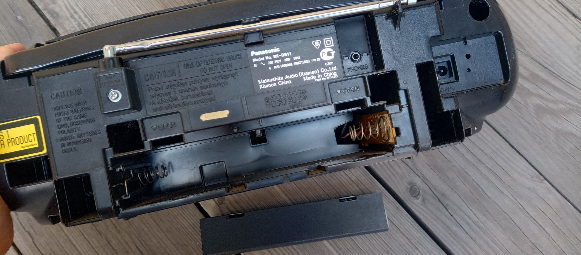Panasonic RX-DS11 radiomagnetofon z CD sprawny