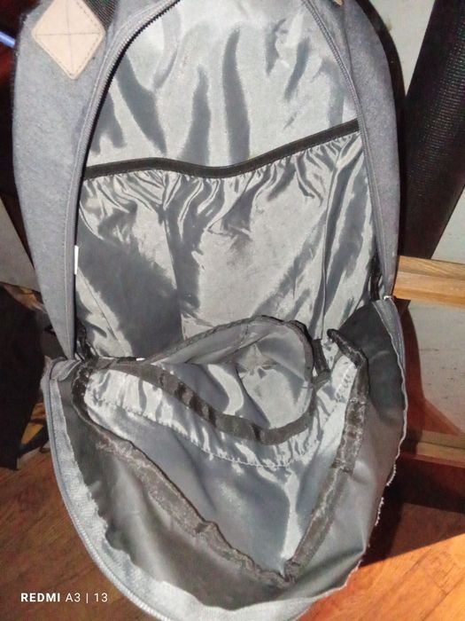 Mochila em excelente estado