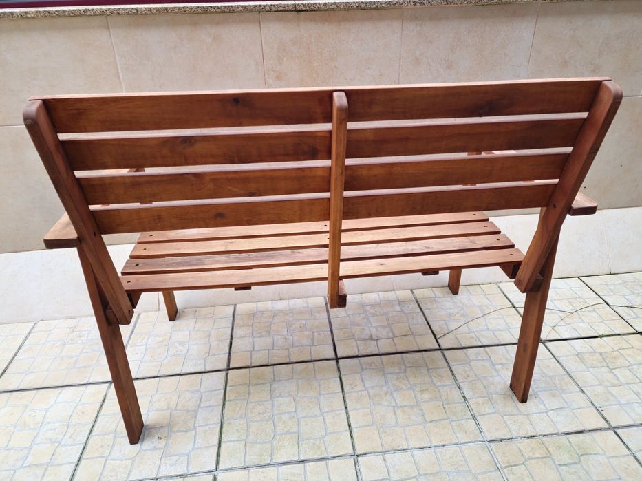 Banco Jardim Acácia