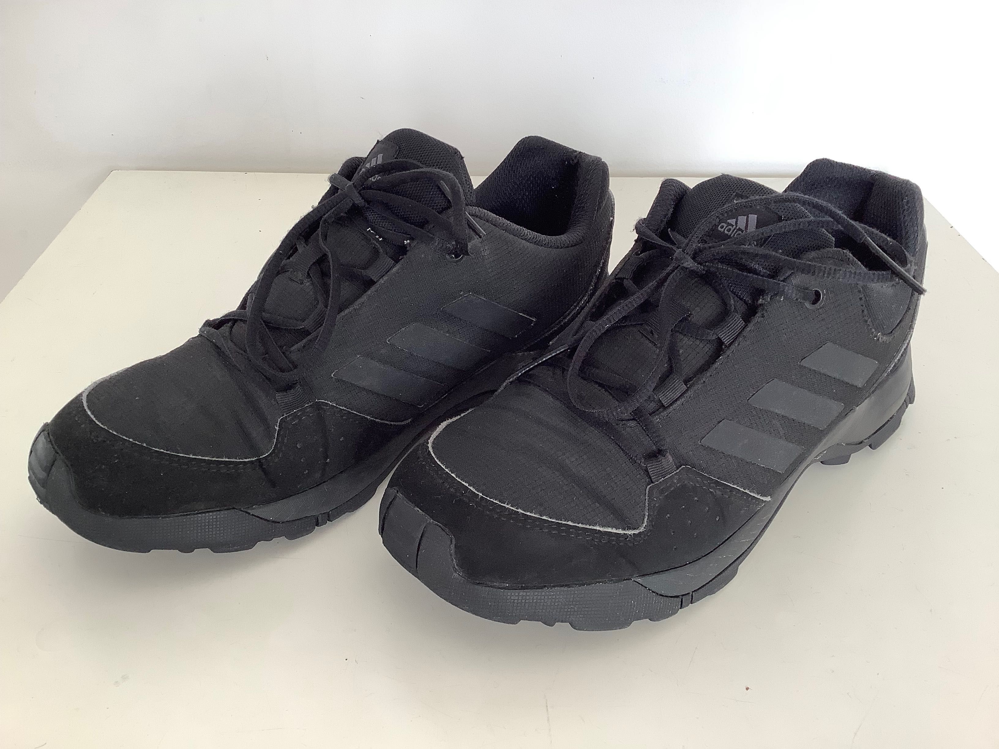 Buty sportowe Adidas Terrex rozmiar 38