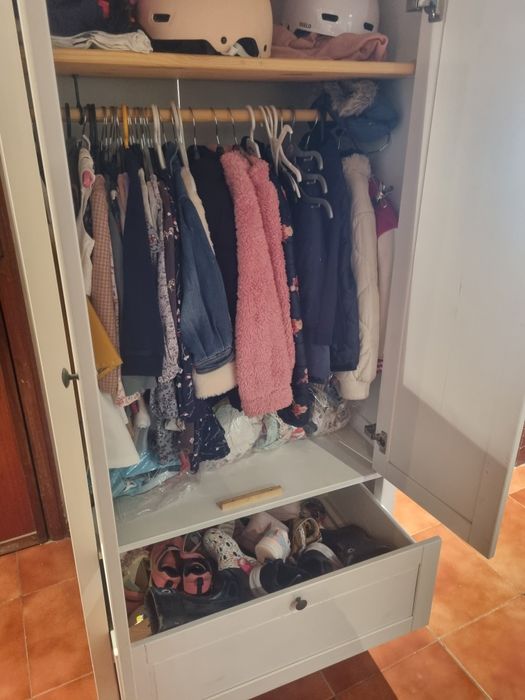 Roupeiro de criança