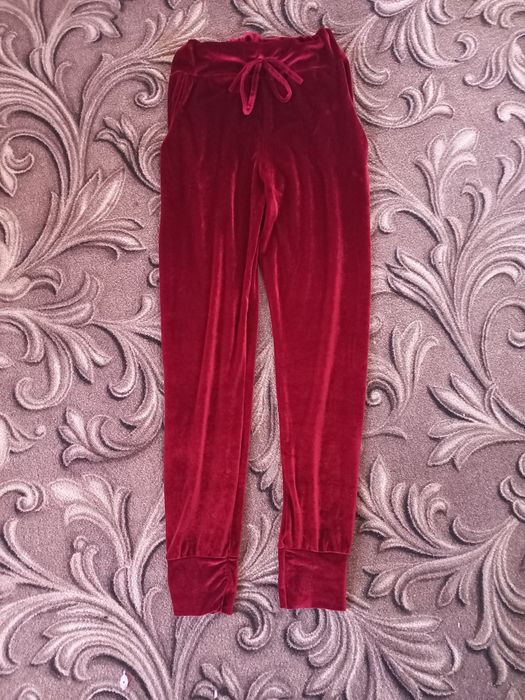 Велюрові штани 44