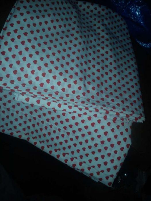 Conjunto lençóis novo. padrão corações